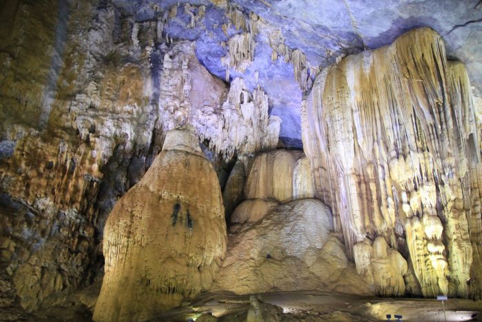 Paradise Cave in Phong Nha Ke Bang Vietnam