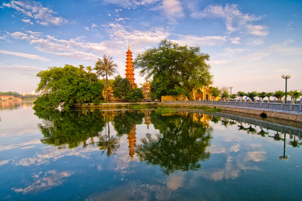 west lake hanoi