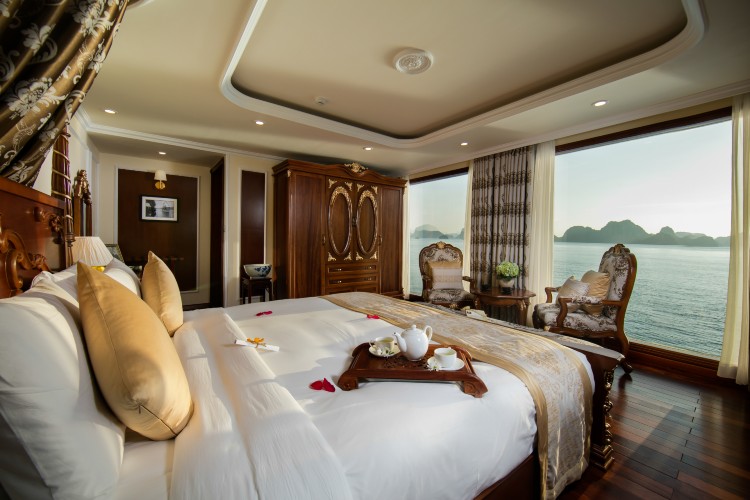 Step-by-step-guide-to-choose-a-perfect-Halong-bay-cruises