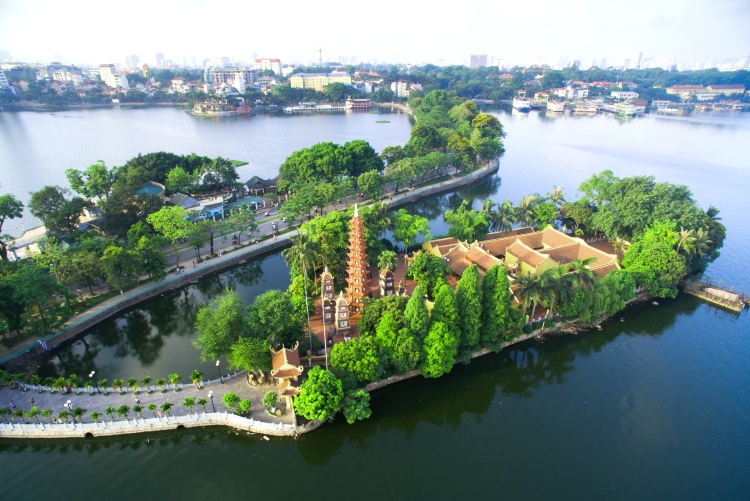 Tran Quoc Pagoda - A blooming lotus in the crowded city’s heart | Lux ...