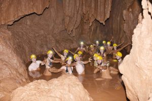 Traveling to Quang Binh, travelquangbinh, quangbinhattractions, hang toi, darkcave