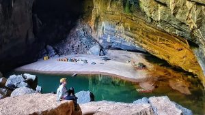 traveling to quang binh, travel quang binh, hang en cave