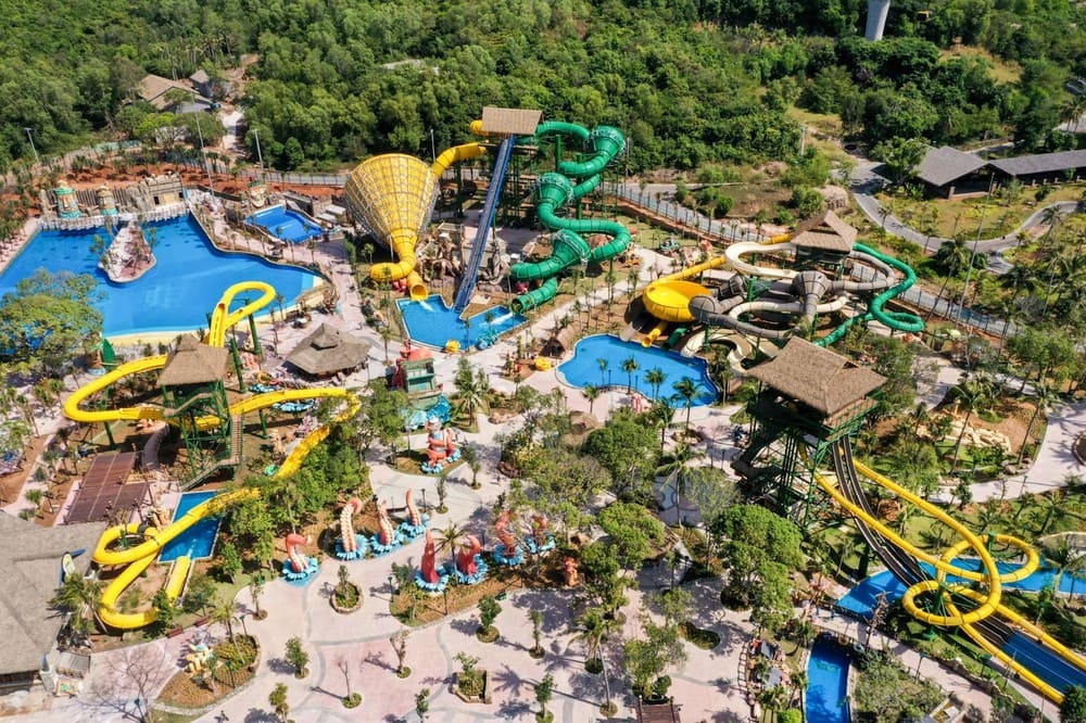 Aquatopia Water Park, vietnam water parks