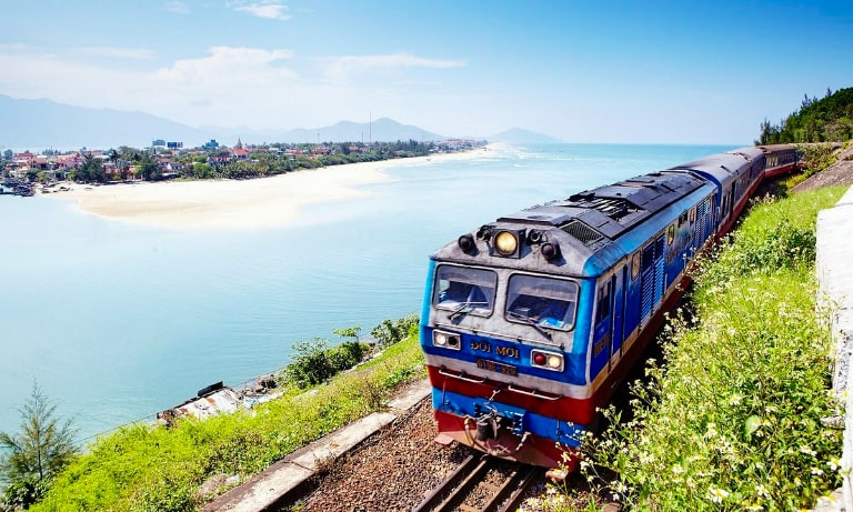 vietnam train, trains in vietnam