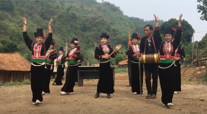 Traditional Clothes of Vietnam
