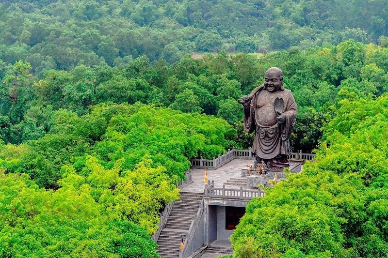 bai dinh pagoda