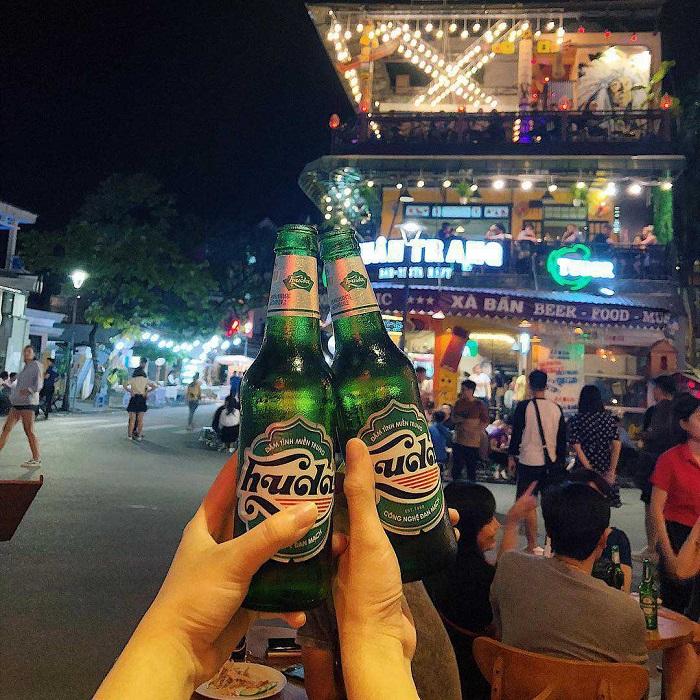 nightlife in hue vietnam