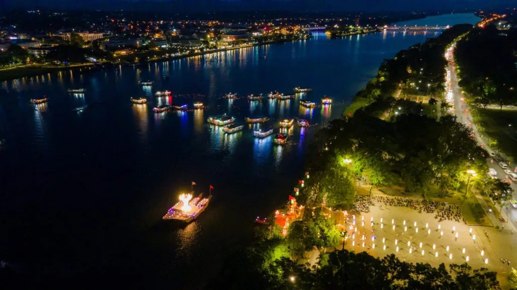 nightlife in hue vietnam