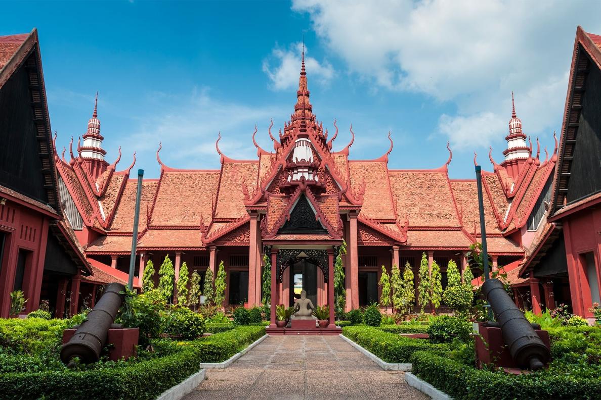 places to visit in Phnom Penh