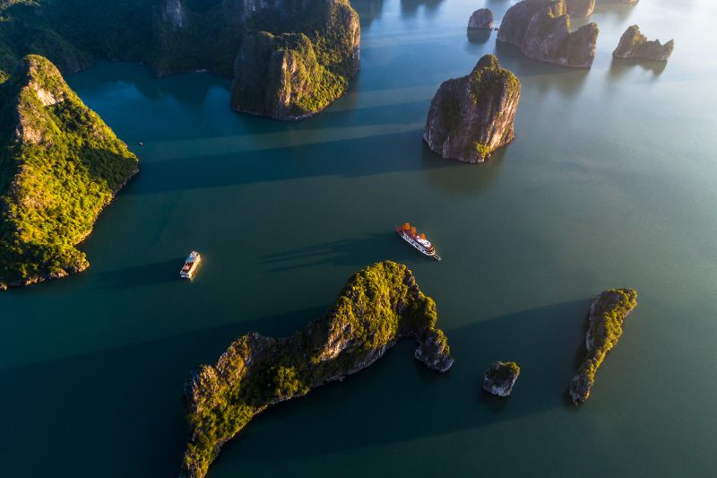HALONG BAY EXCURSION (G/B/L)