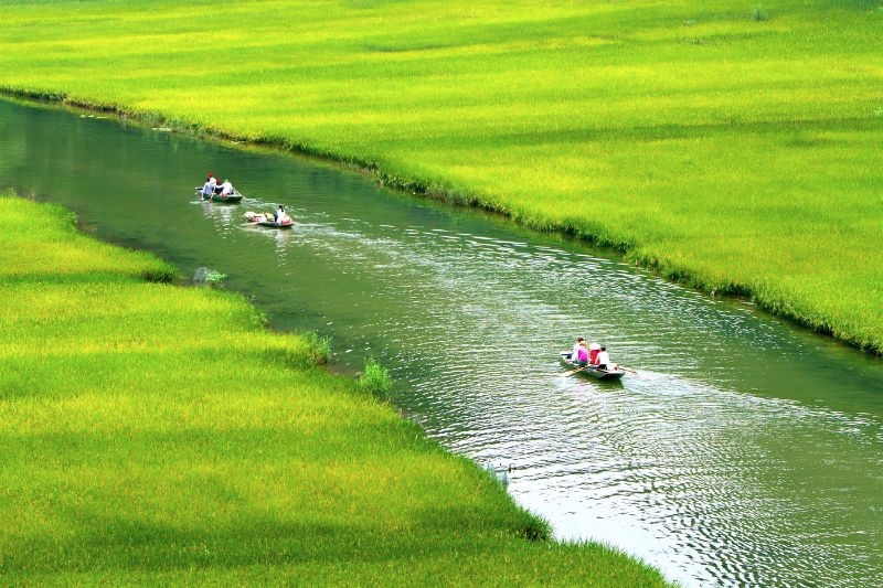 Hanoi – Hoa Lu – Lao Cai for Sapa (G/B/L/D)
