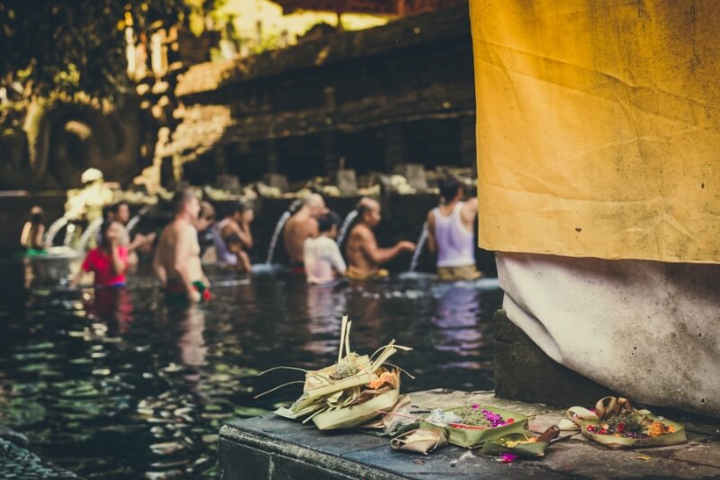 UBUD - PECAMPUHAN SALA [B/L]
