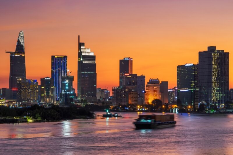 DAY 01: HO CHI MINH ARRIVAL [Guide/D]